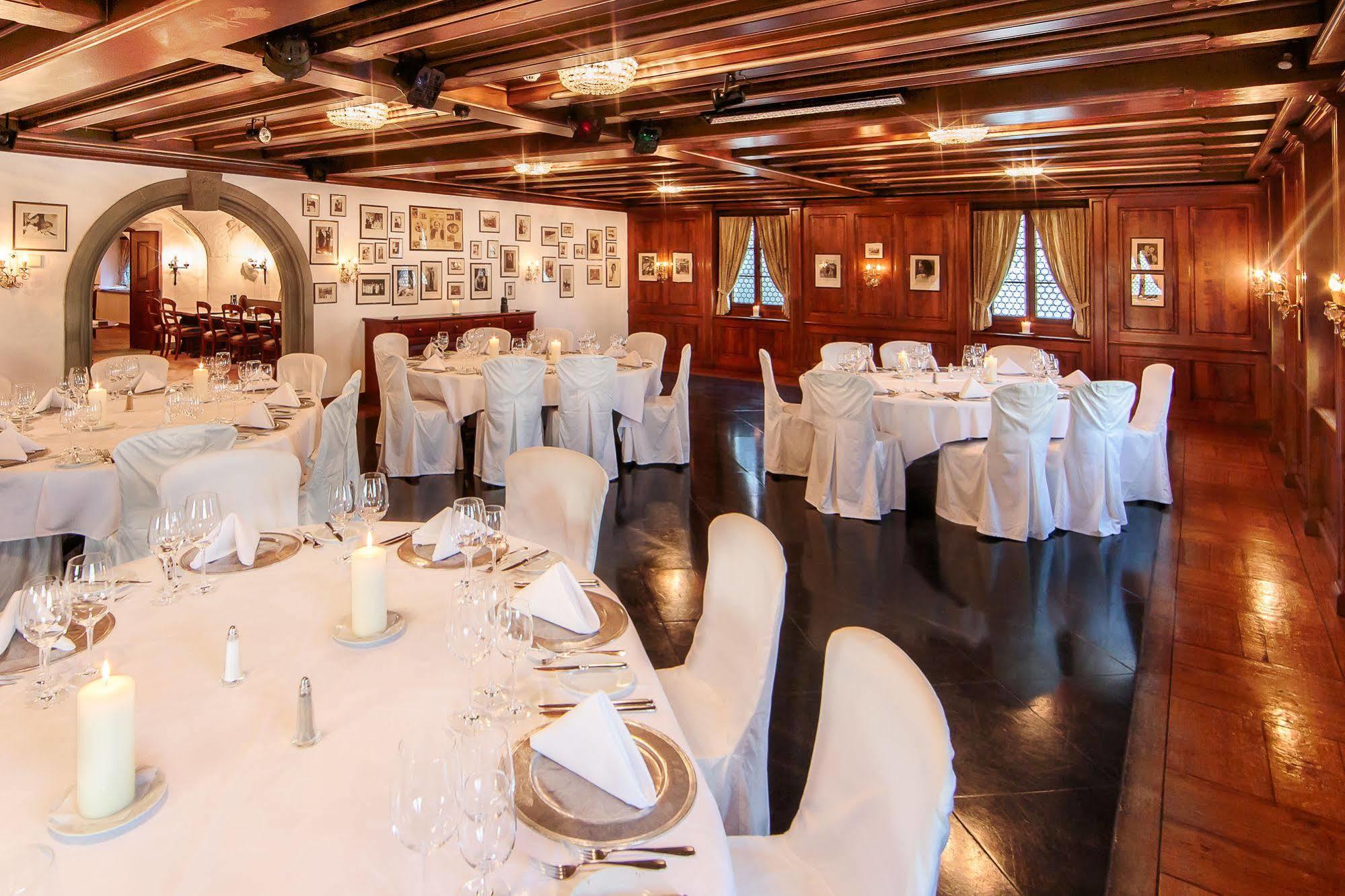 Küssnacht Swiss-Chalet Merlischachen - Romantik Schloss-Hotel Am See מראה חיצוני תמונה